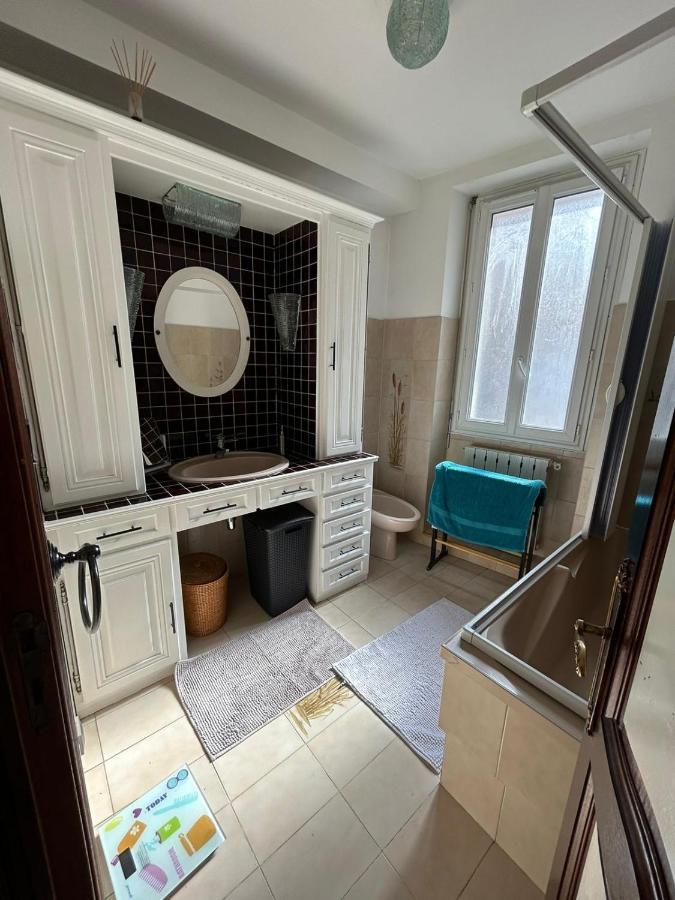 Bed And Breakfast Chez L'Habitant مارسيليا المظهر الخارجي الصورة
